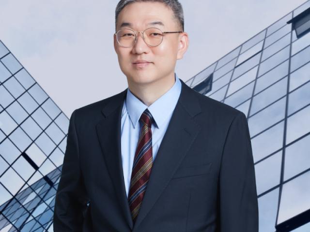 부장검사 역임 최인호 대표변호사